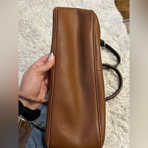 Dooney and Bourke, Brown Pebbled Leather with Brown Handles, Hand/Shoulder bag - Picture 8 of 8